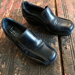 BOC  BLACK LEATHER SLIP ON SHOES SIZE 7